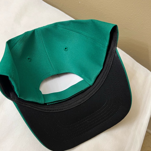 Irish Baseball Cap with White Shamrock NWT - Picture 3 of 6